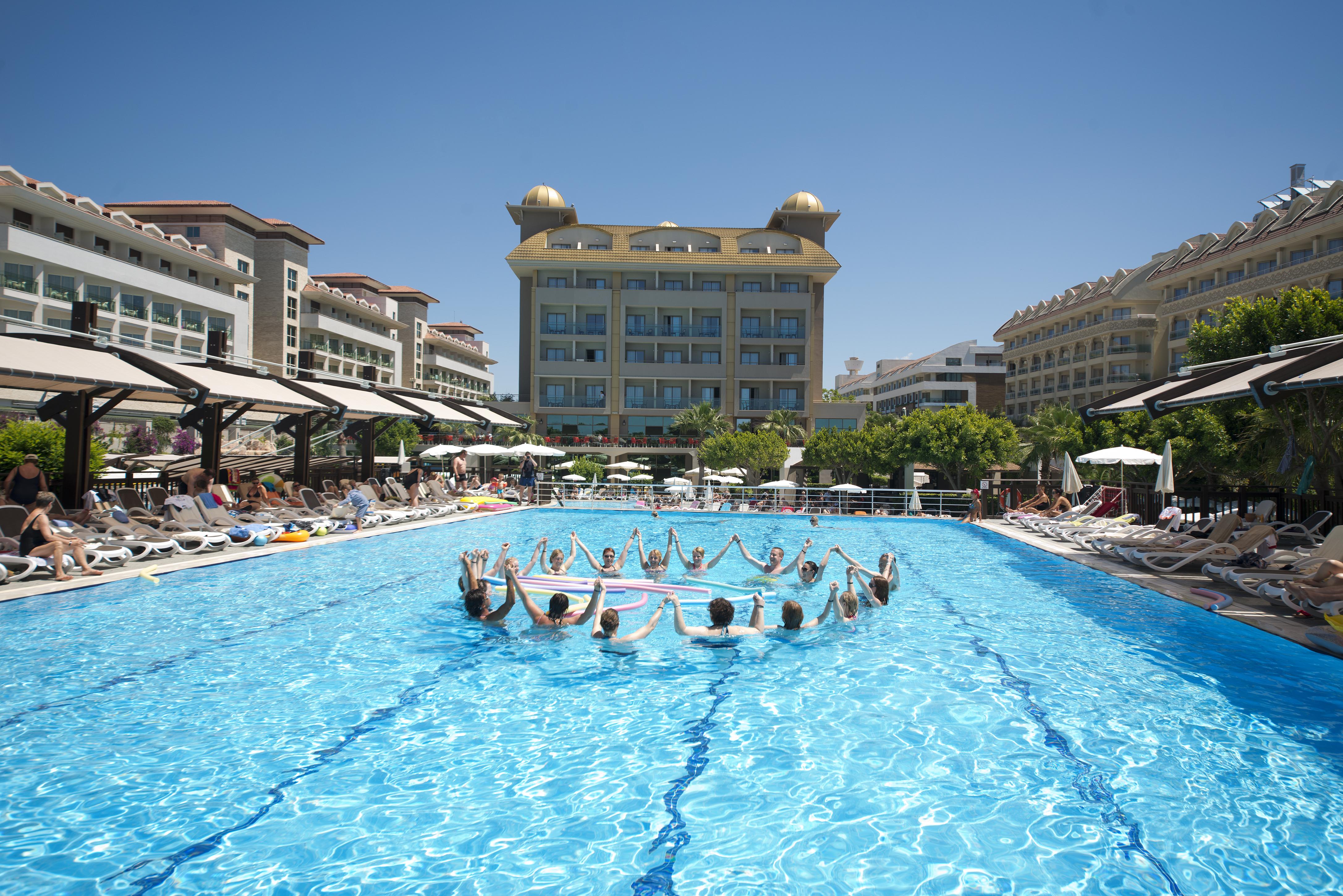 Aydinbey King'S Palace & Spa Side Exterior foto